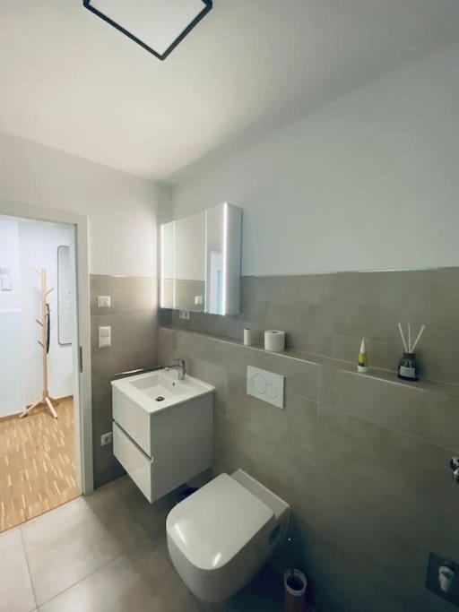 Doreyhome P5 - Zentrale Apartment Fuer 5 Pers Nahe Der Altstadt - Parkplatz - Wlan Passau Exterior foto